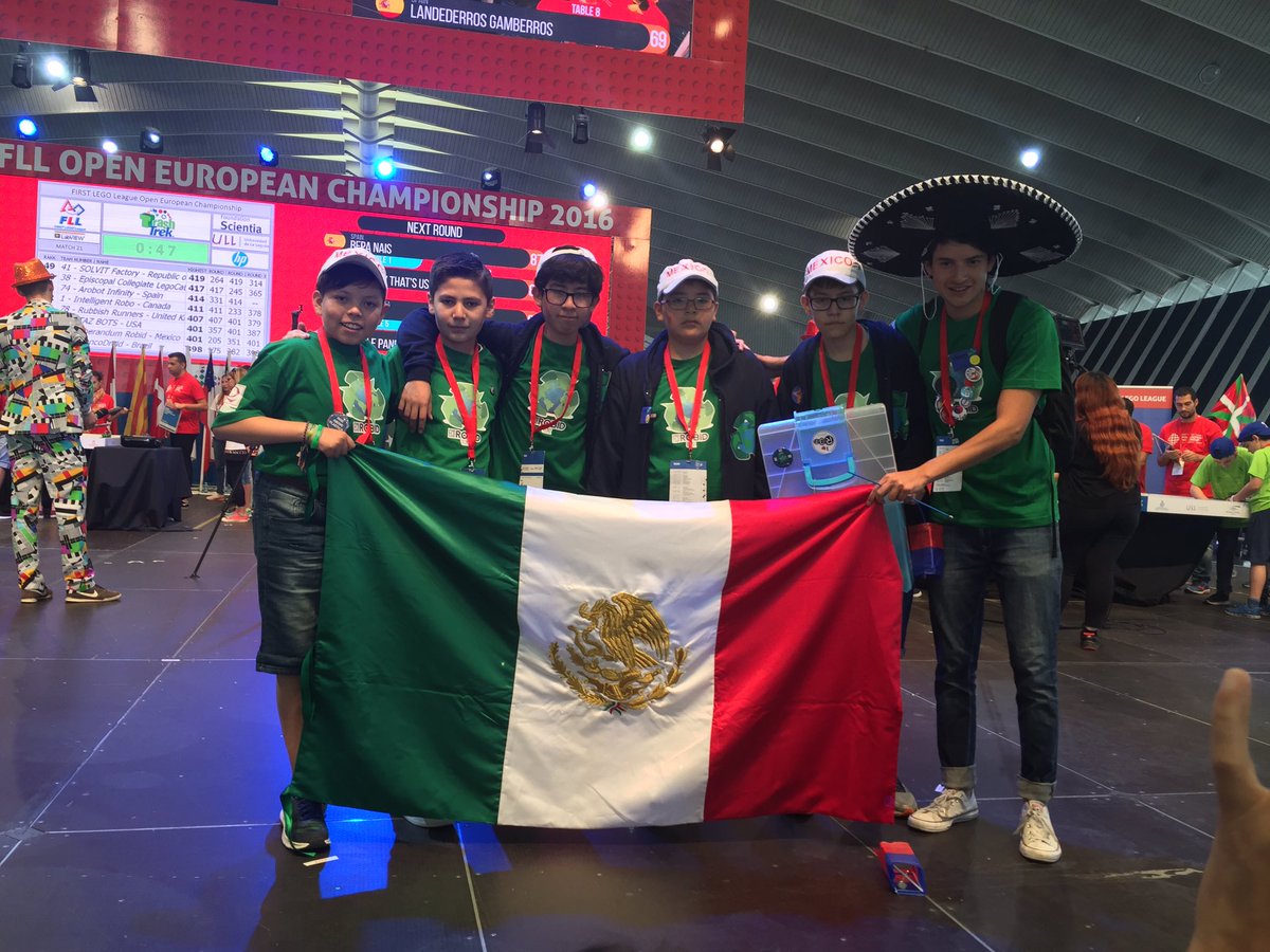 _astropunk's tweet photo. Final Day!!! Lo logramos mucha experiencia y exito!!! #FLLOEC2016 @firstlegoleague @IDR_Valle https://t.co/RVW2WPwtTO