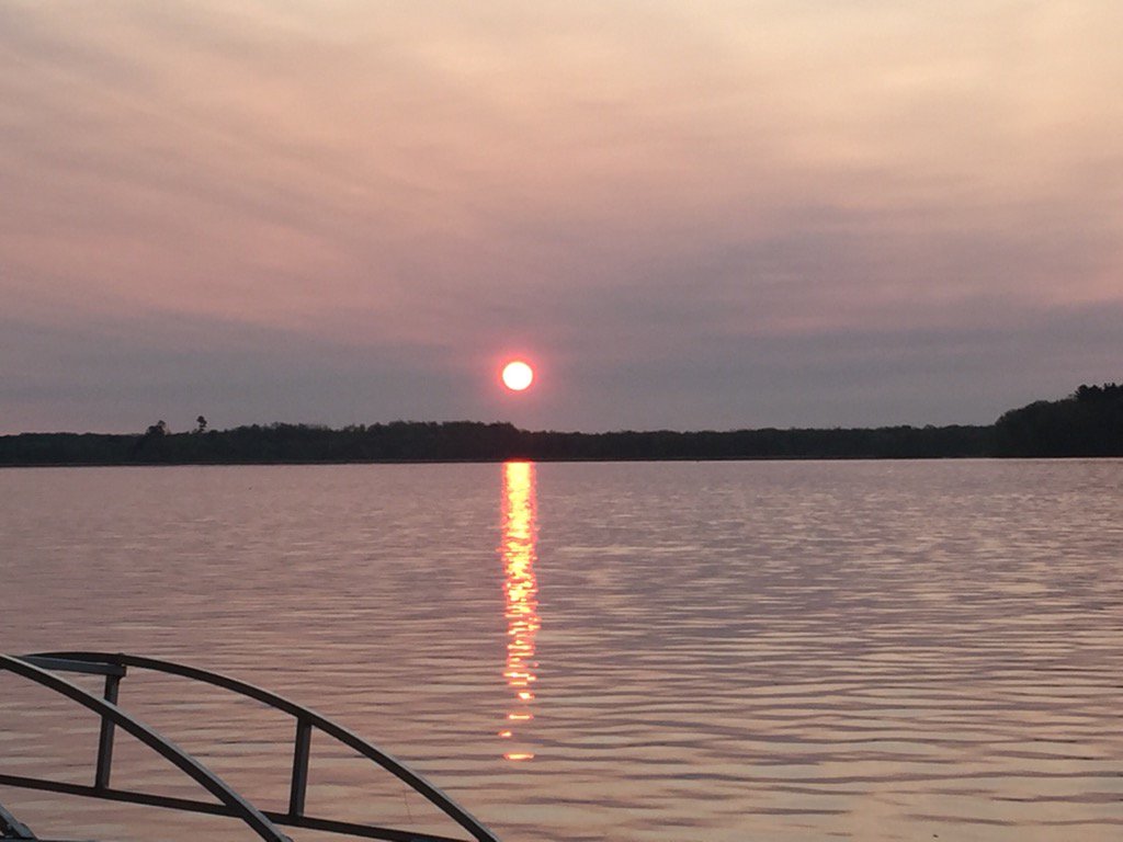 toddlundy's tweet photo. Wisconsin fishing opener. https://t.co/AAottXaYW8