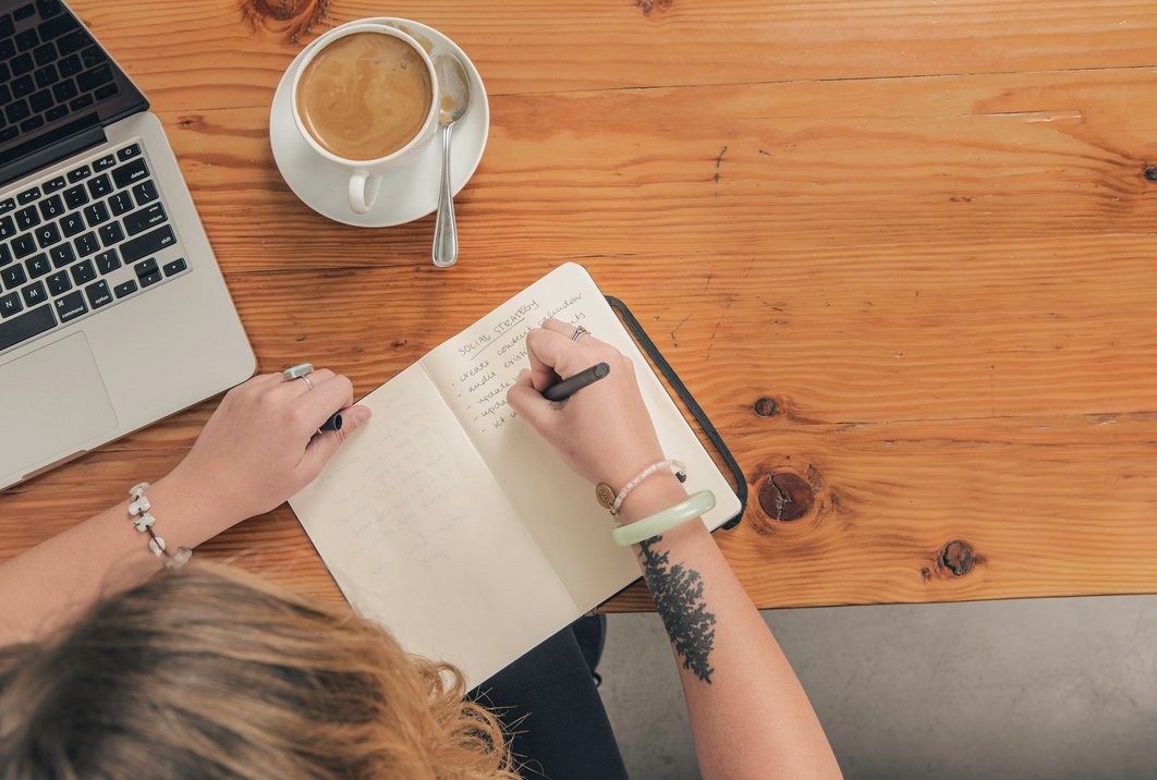 hootsuite's tweet photo. Best practices for optimizing your social media strategy: https://t.co/WFdqWCkPV0 A 5-step guide https://t.co/OfyrZw9cYZ