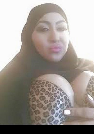 keeleberet's tweet photo. #تتحجج #بتروح #السوق #وتمر #على #فحلها #ينيكها #ويطفي #محنتها شاهد الفيلم ⬅ https://t.co/sD6Zm0SDIg https://t.co/4YPcAtVgK3
