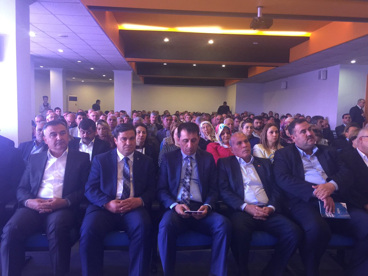 mehmeterdogan27's tweet photo. Ak Parti İl Danışma Meclisi toplantımızda konumuz Ülke gündemi.Birlik beraberlik içinde Büyük katılımla gerçekleşti. https://t.co/wM5abnODRG