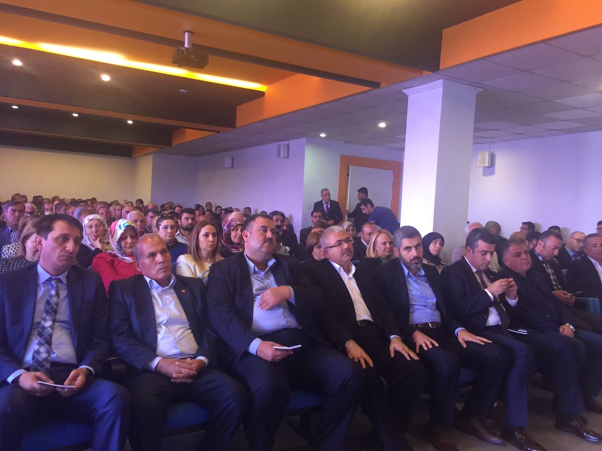 mehmeterdogan27's tweet photo. Ak Parti İl Danışma Meclisi toplantımızda konumuz Ülke gündemi.Birlik beraberlik içinde Büyük katılımla gerçekleşti. https://t.co/wM5abnODRG