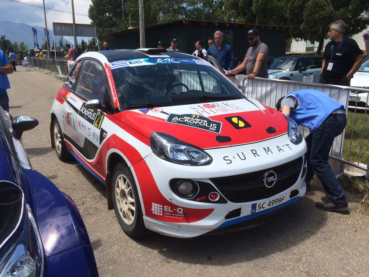 FIAERC's tweet image. #ServiceTime with #ERC3 leader @pieniazekrally 
#FIAERC