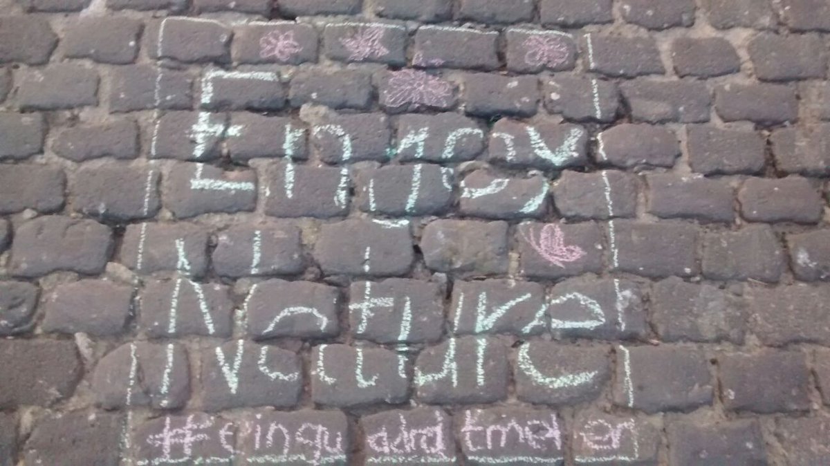 HKolleth's tweet photo. Und noch eins direkt am Rhein :)
#einquadratmeter https://t.co/xWG4sz4Mv3