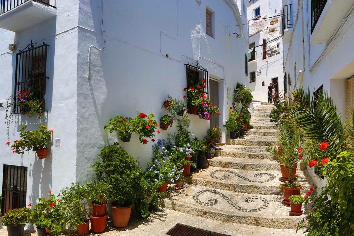paisajeinc's tweet image. Frigiliana, un pintoresco "pueblo blanco" en España