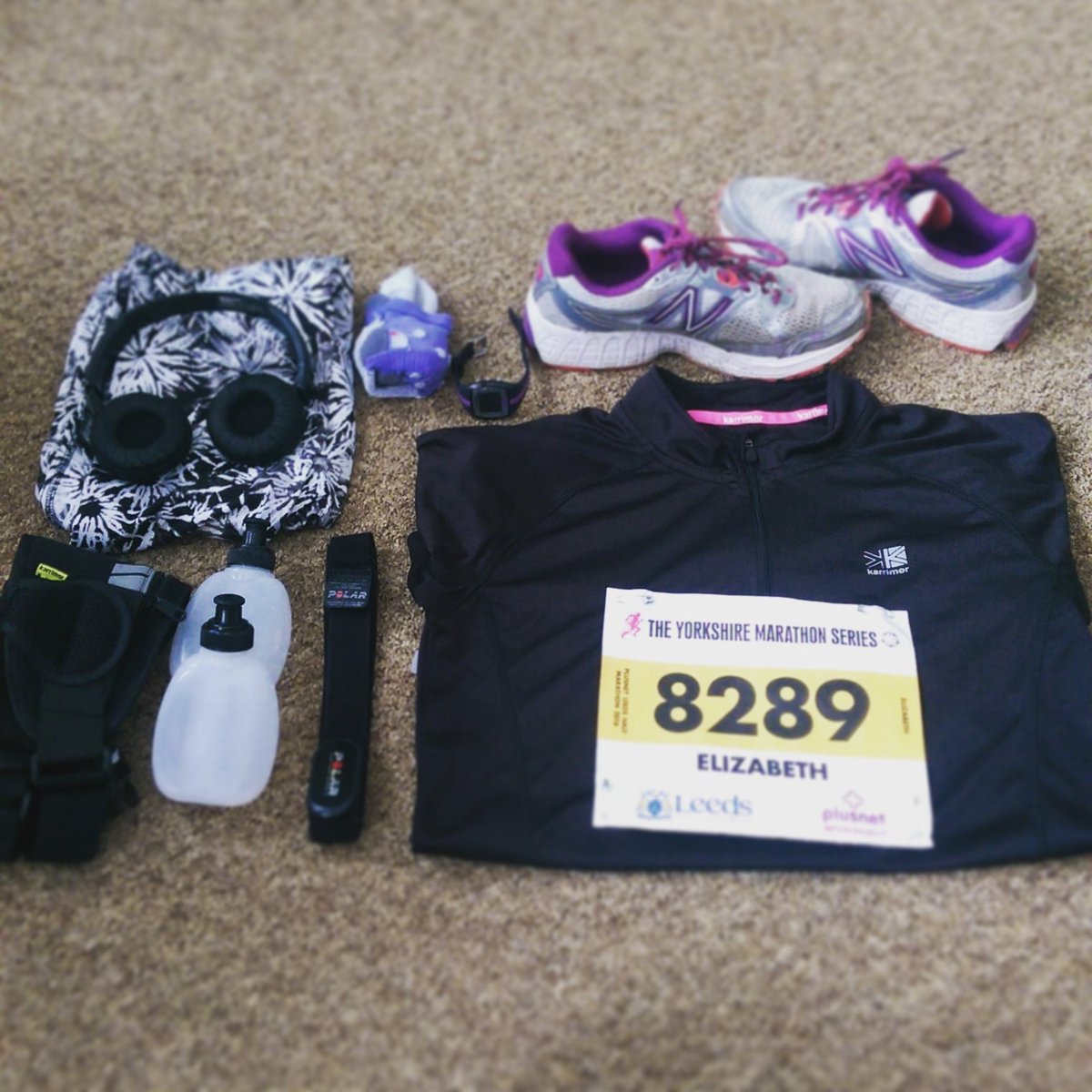 Leesonface's tweet photo. .@RunYorkshire @runforall Tomorrow will be my first half marathon. Race prep done! Excited and nervous! 🙈 https://t.co/9pyUlIWbgM