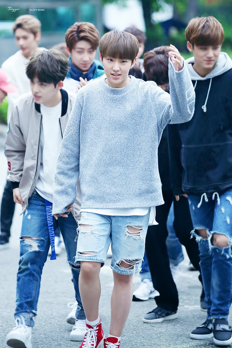 trigger_hoshi's tweet photo. 160506 권순영 소년미
#세븐틴 #호시 #SEVENTEEN #HOSHI #예쁘다 @pledis_17 https://t.co/uLpCiufKg1