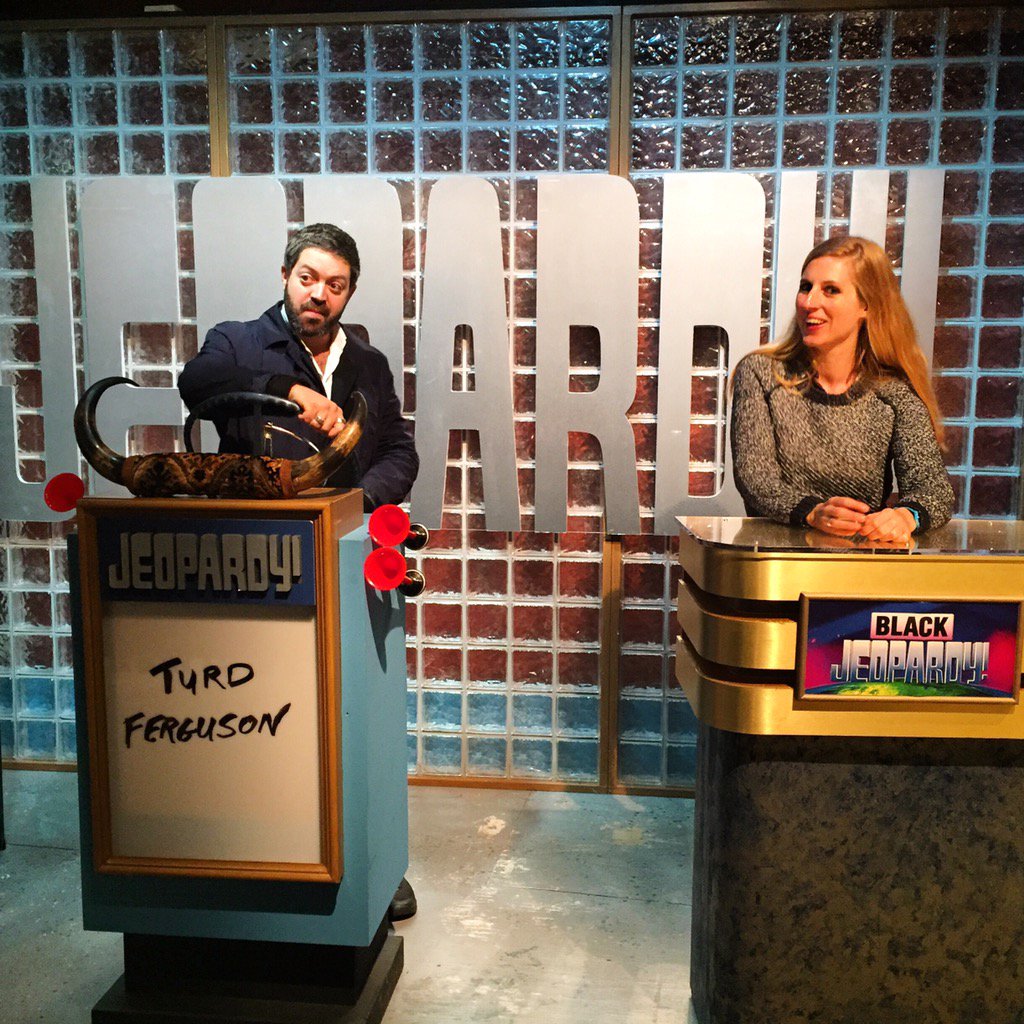 DolceVicca's tweet photo. Live from New York it's Saturday with @DavidHadida and DolceVicca #snl #saturdaynightlive #jeopardy #threeve https://t.co/SyunUYuC5S