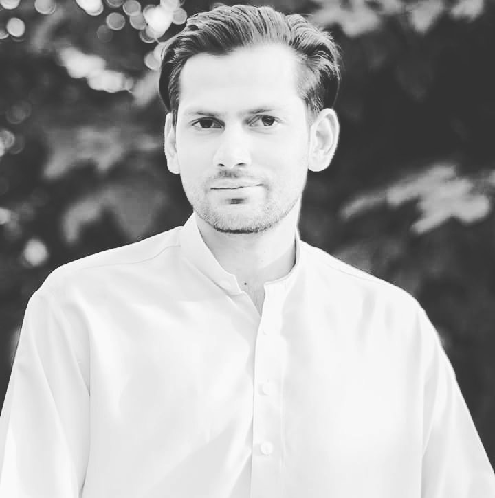 ZaiN🍁 tweet media