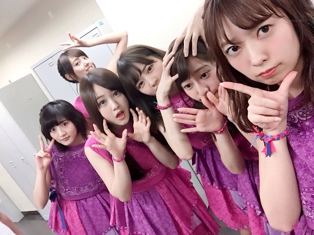 CatSlope46's tweet photo. ななが今日ここに来たのはただ浮上しに来ただけじゃありません

私 、猫坂 西野七瀬は 卒業 することに決めました 。

日にちは 5月25日 アルバム発売日でもある ななの誕生日です

それまで 猫坂 西野七瀬をよろしくお願いします https://t.co/SEmRftZpc3