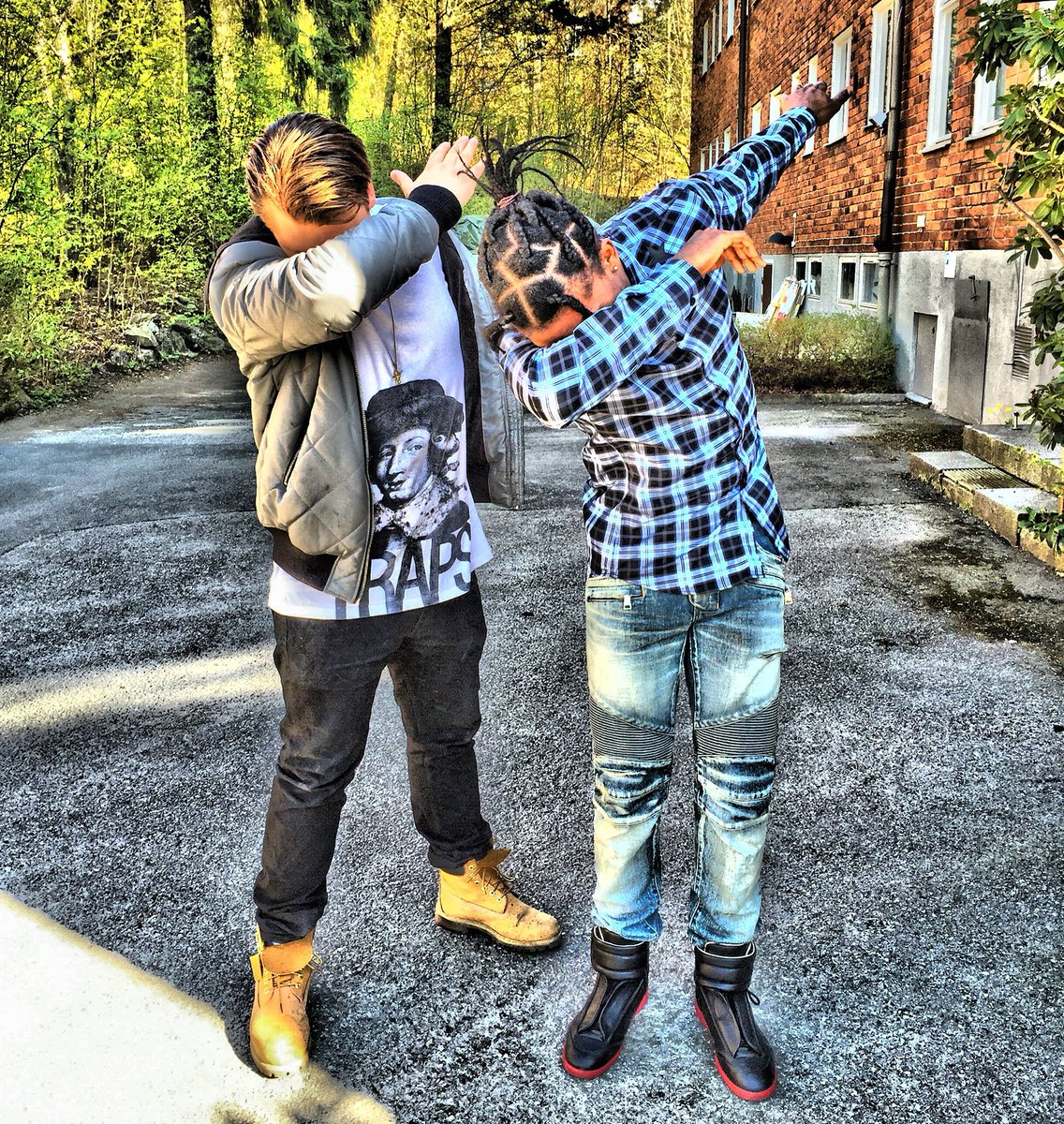 Trapswear's tweet photo. Dab School feat @ASAPRockyTRILL #TrapsWear #Asap #DabFever #Dabbin #DabSchooL #BBB #Squad #FashionKilla #Designer https://t.co/JJbf4iMDQB