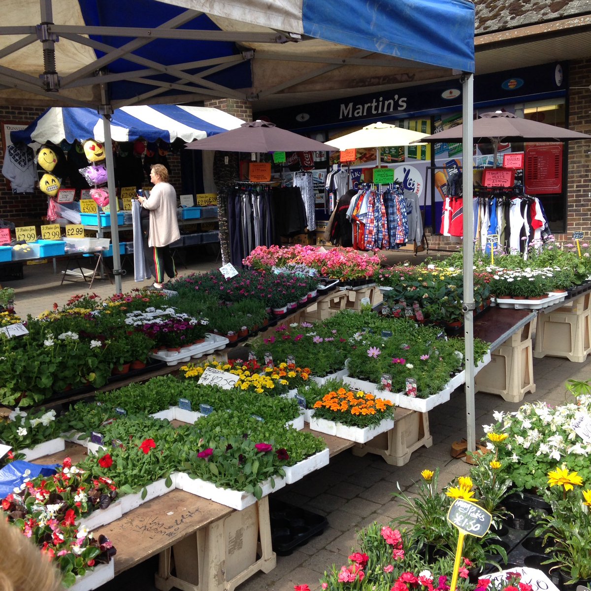 DunstableJC's tweet photo. Brilliant day for markets! Watch out for Special Market events https://t.co/5xosY0o9NQ