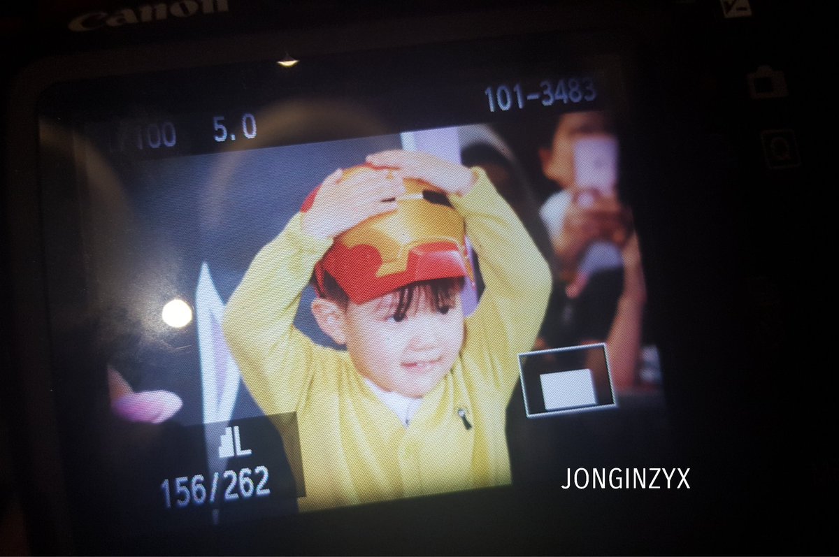 Jonginzyx's tweet photo. 160507 #태오 IRON MAN TAEOH ㅠㅠㅠㅠ "grow up and protect your sister and mother " ㅠㅠㅠㅠ https://t.co/uQIlNs2ZDl
