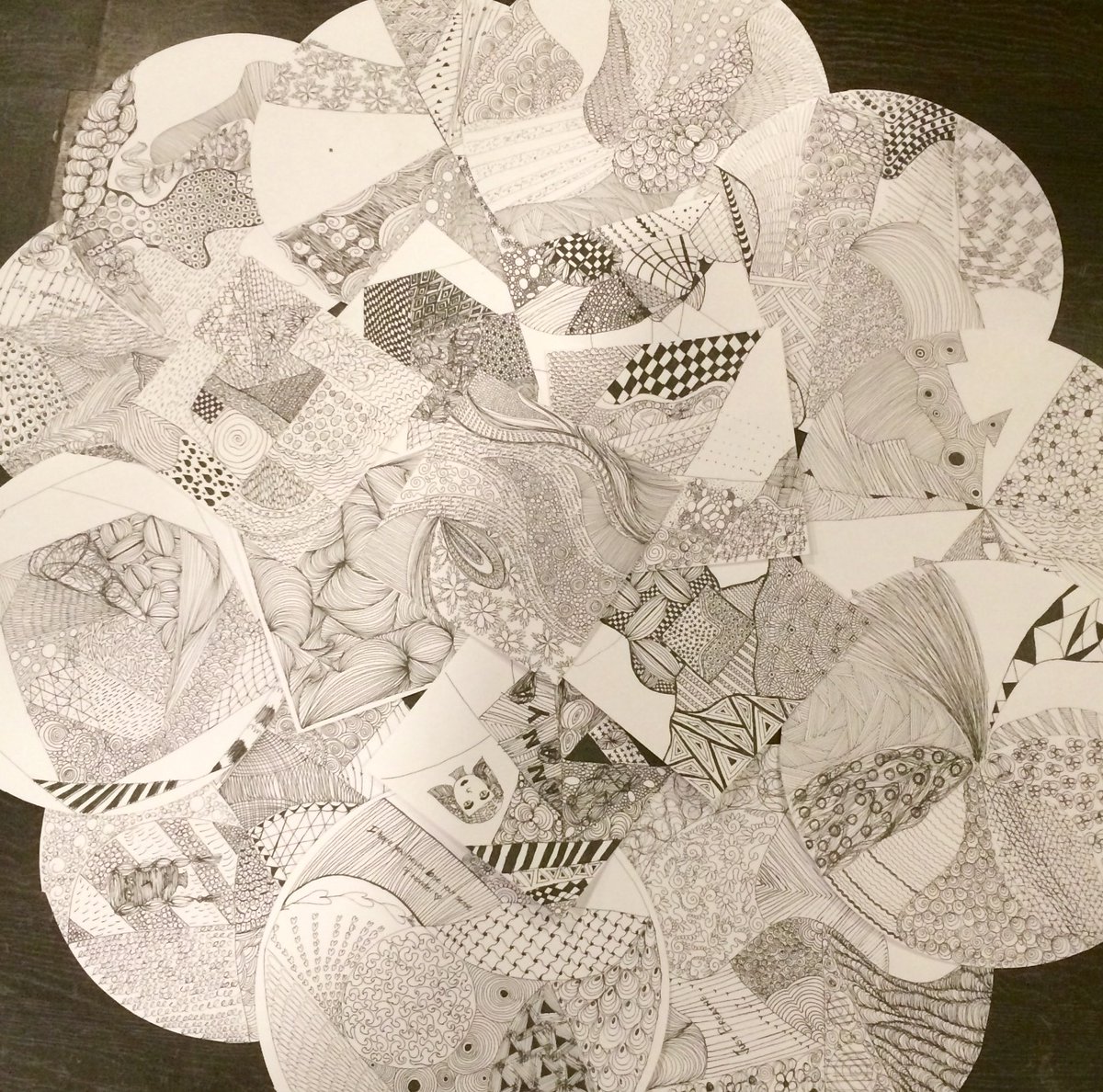 goschalk's tweet photo. Collaborative #doodling at The Hive @alivehive in #Mumbai 
#Art as therapy 💛 https://t.co/FTvHskwMZn