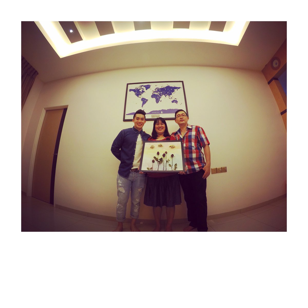 TengTaiLong's tweet photo. #happymothersday #happyparentsday https://t.co/RS4WCwf6kT