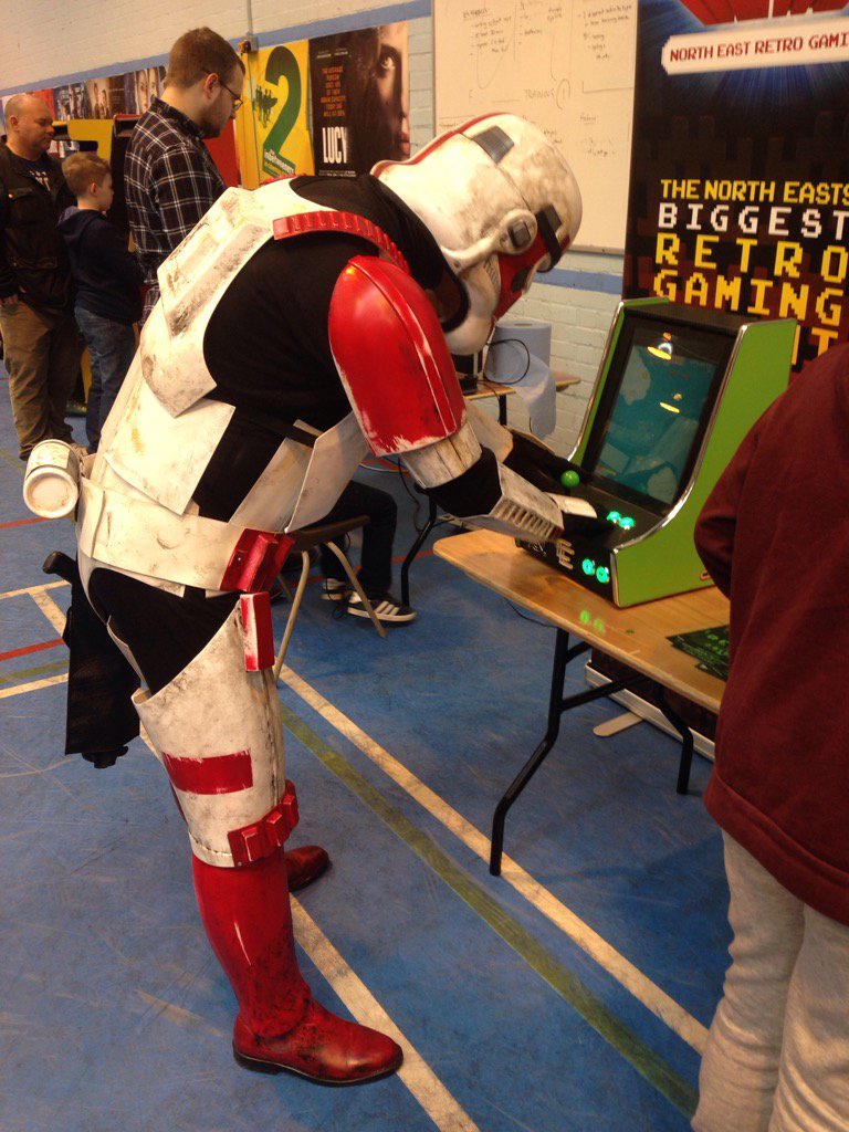 NotFatApollo's tweet photo. He didn't hit anything. #diddycon. @NERGOfficial https://t.co/KWV3Km3YEb