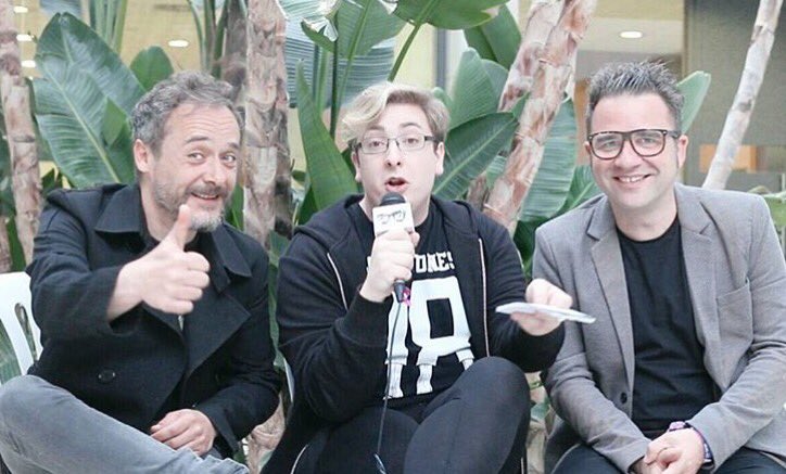 LeGarageTV's tweet photo. Ayer el Youtuber @Juanmasaurus entrevistó a @loveoflesbian 😎 gracias a @InsideShops ¿queréis verlo? #insideSOS48 https://t.co/4JhC7a3nIS