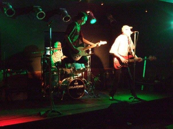 CoopsArm's tweet photo. The bad shirts are back in Town but the music is all good. Live on stage tonight at The Swinging. https://t.co/3oSjglPZxd
