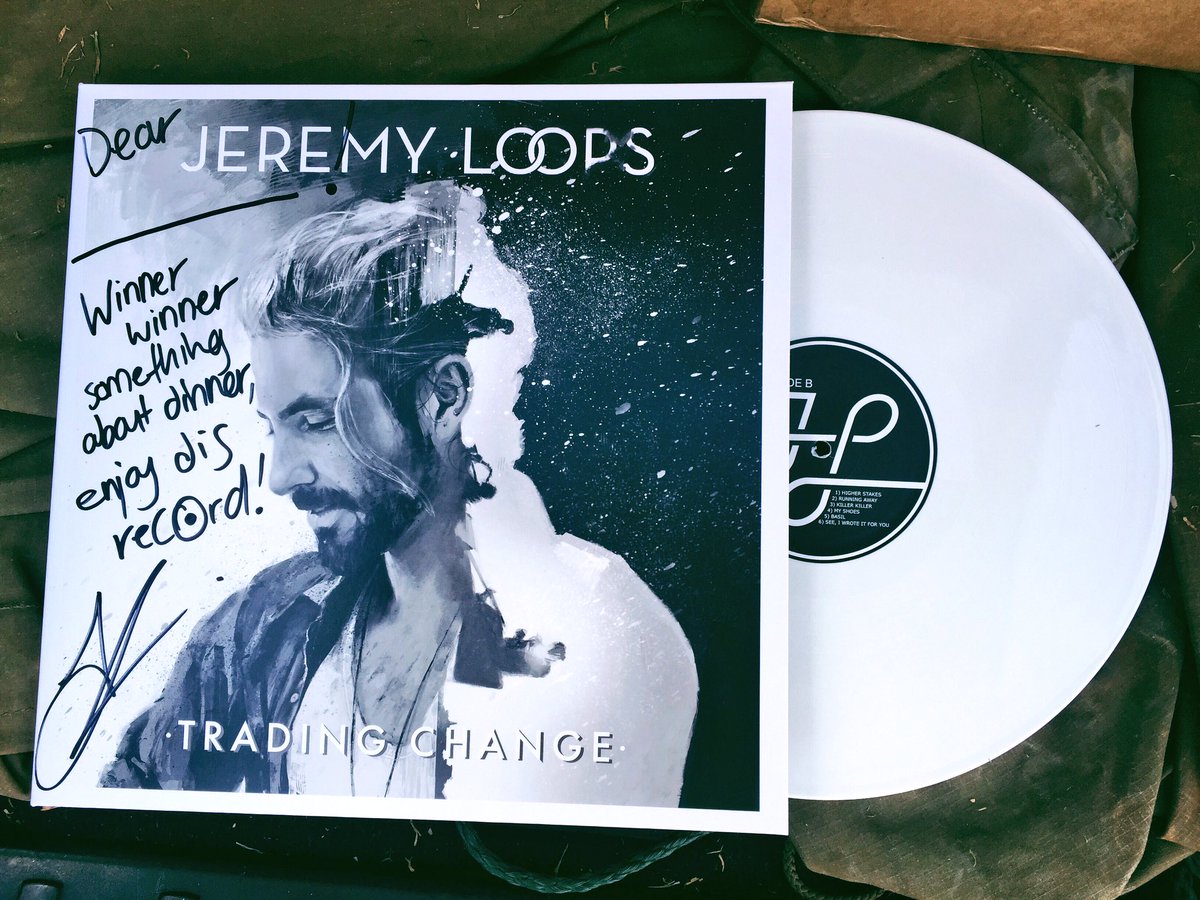 JeremyLoops's tweet image. COMPETITION TIME - New limited edition JL Vinyl!🎁🎉 Retweet and comment why you want it! I'll pick someone!