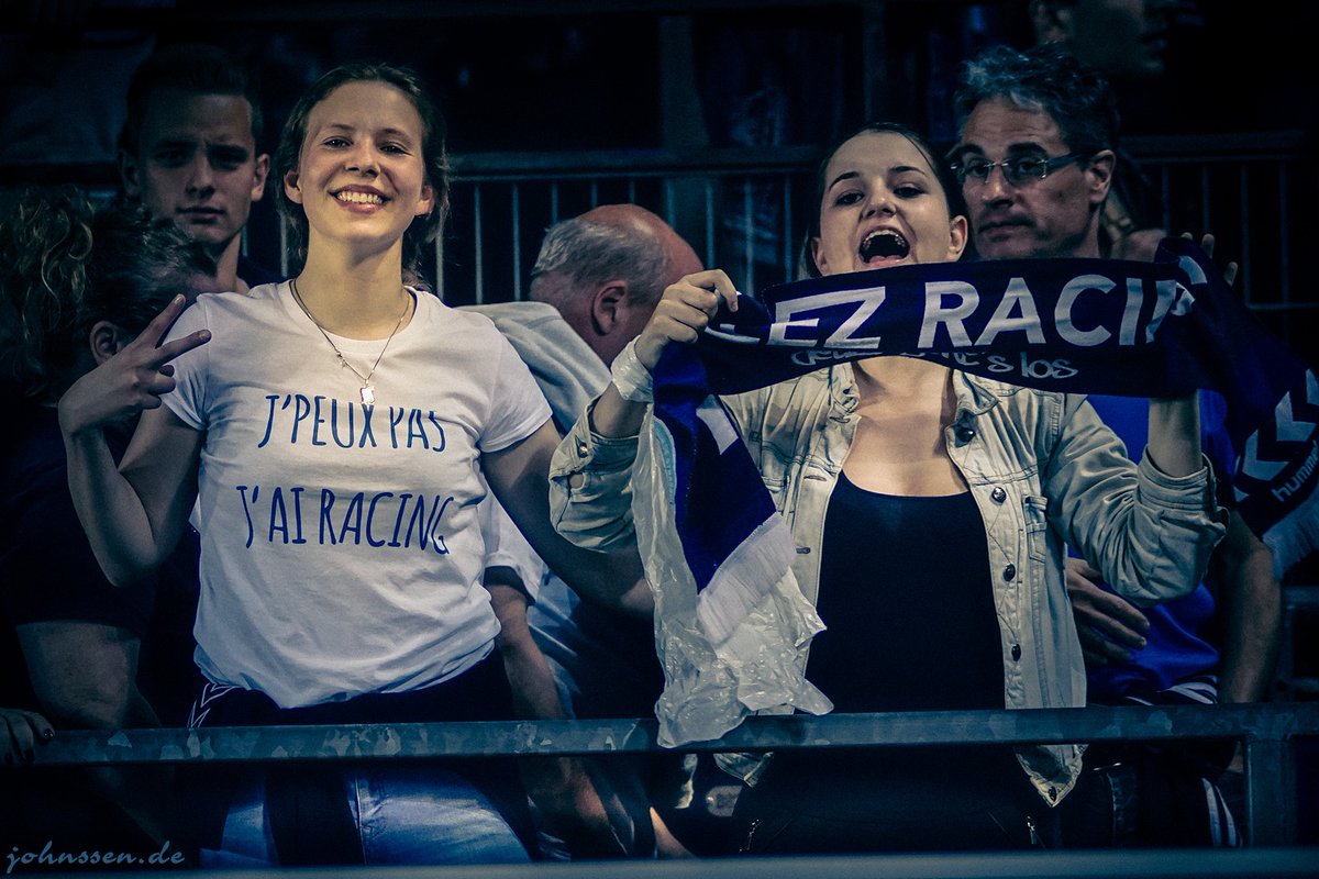 HGKramm's tweet photo. J'PEUX PAS J'AI RACING :-)
Merci les dames!
#TousRacing #RCSACAB #ObjectifLigue2 https://t.co/f1dt5GOVXk