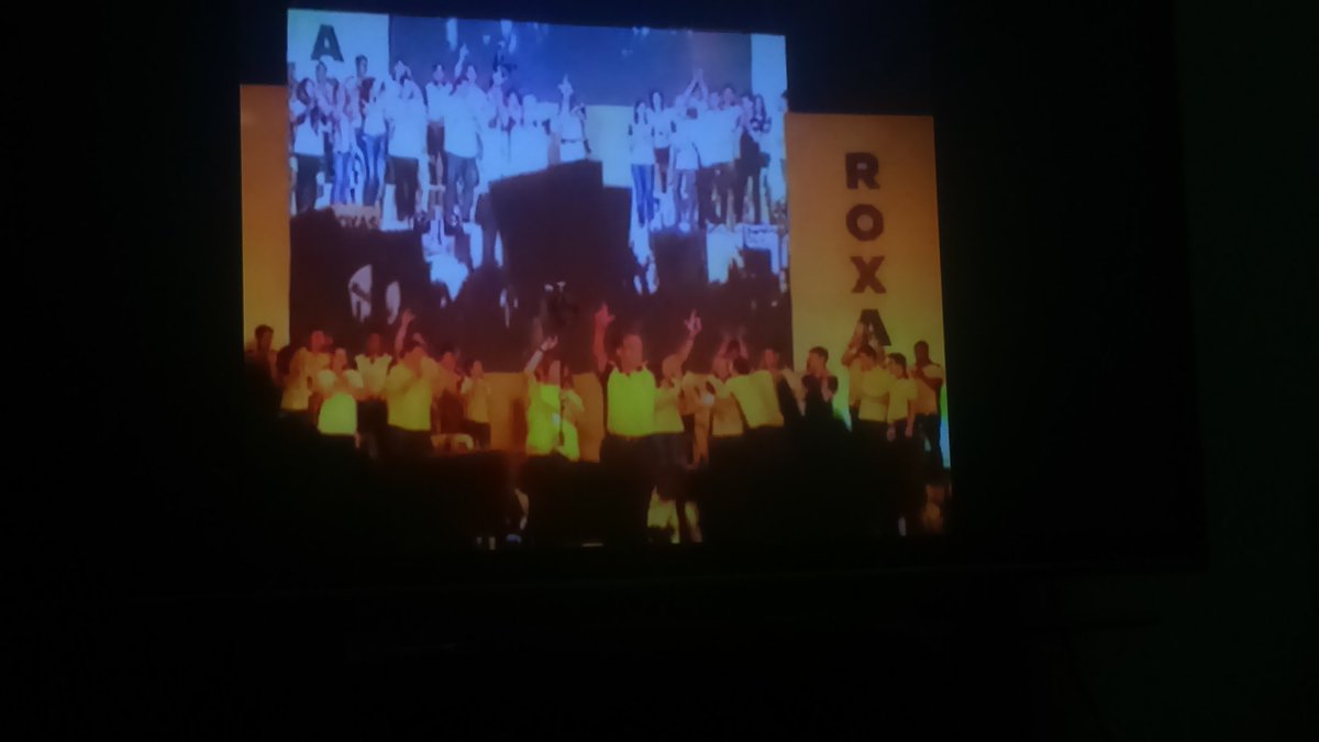 genevaguyano's tweet photo. @MARoxas now at @LiberalPH miting de avance!
MAR ROXAS NATION
#RoxasNa #LeniIsMyVP https://t.co/sOZPCR2ufU