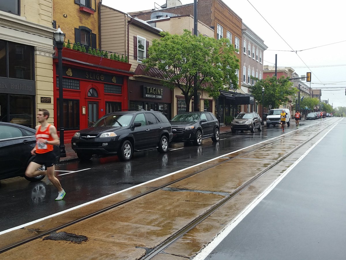 5280RS's tweet photo. Lead runners. https://t.co/Otpytp51tG
