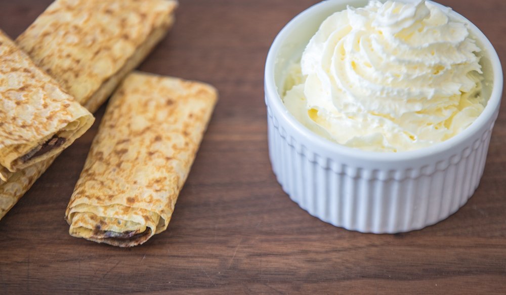 FoodChoiceq8's tweet photo. Enjoy a chocolate crepe from #PaysonBreton with a hot cup of coffee https://t.co/35ekZtpYIw