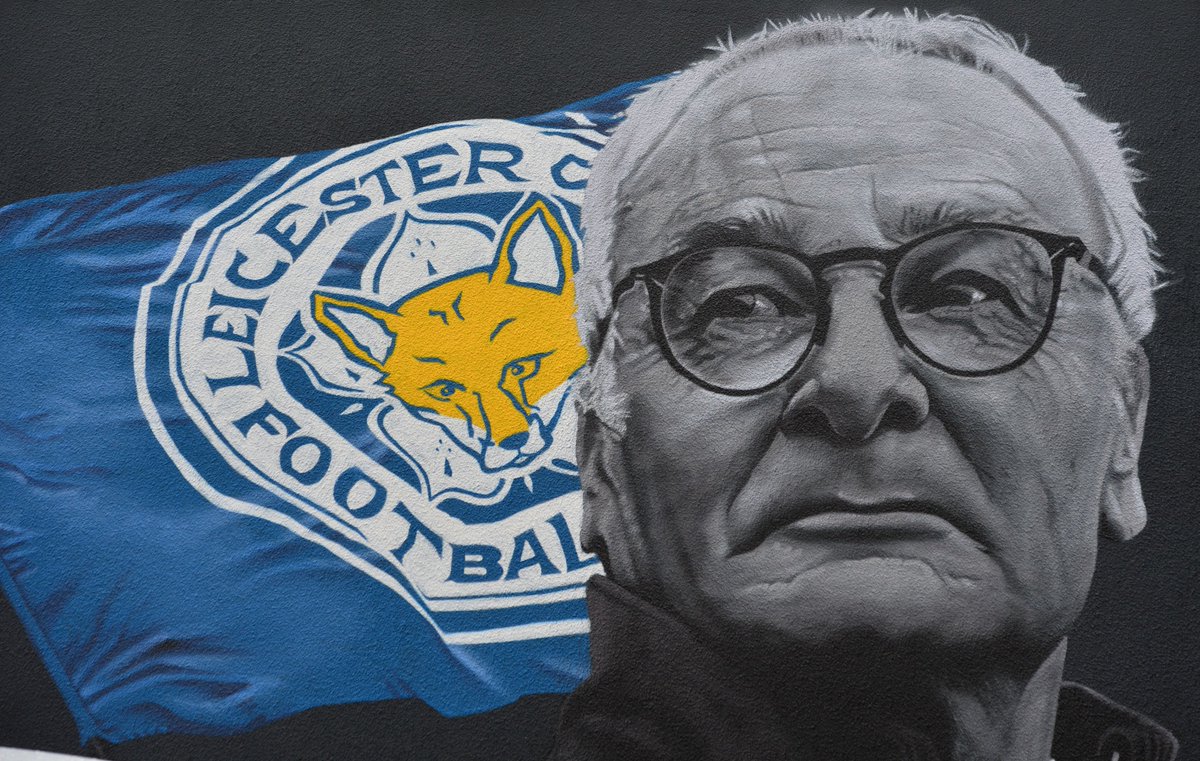brfootball's tweet photo. Dilly.

Ding.

Dilly. 

Dong. 

🏆

#LCFC https://t.co/Q0hyD3f4o5