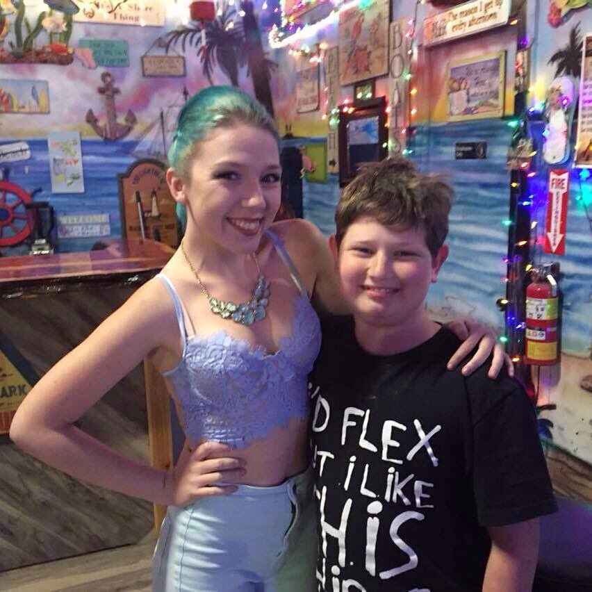 aspynthemermaid's tweet photo. Love meeting my fans! ππ¬ #ProWrestlingsMermaid #ACWTNT #WWNLive #StrongStyleBrand https://t.co/SCJeGlGS4i