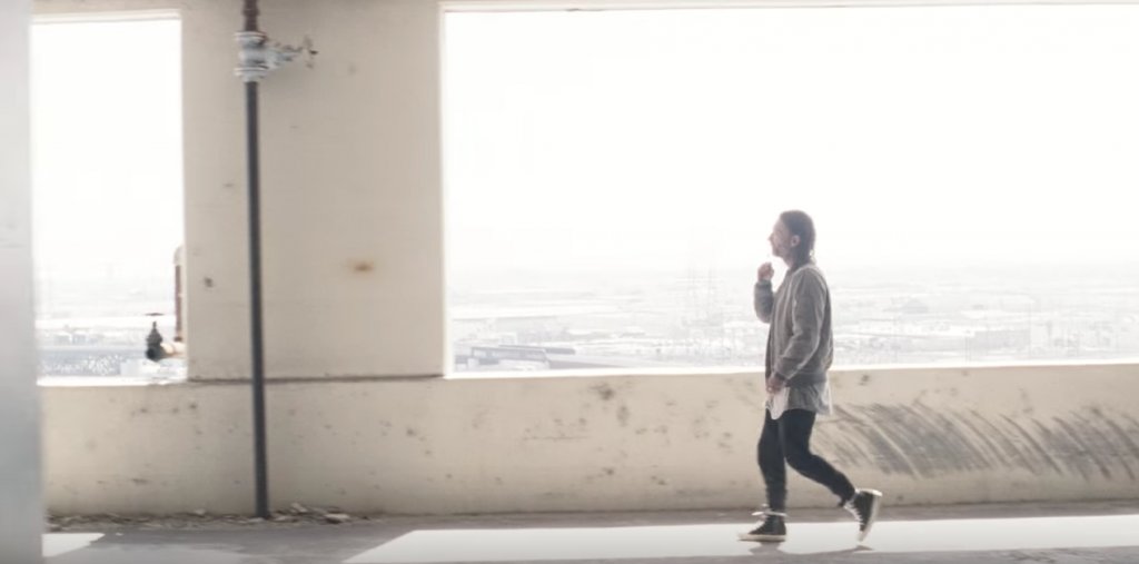 radioheadnews's tweet image. 24 hours till Radiohead's ninth album buff.ly/1Tut76K