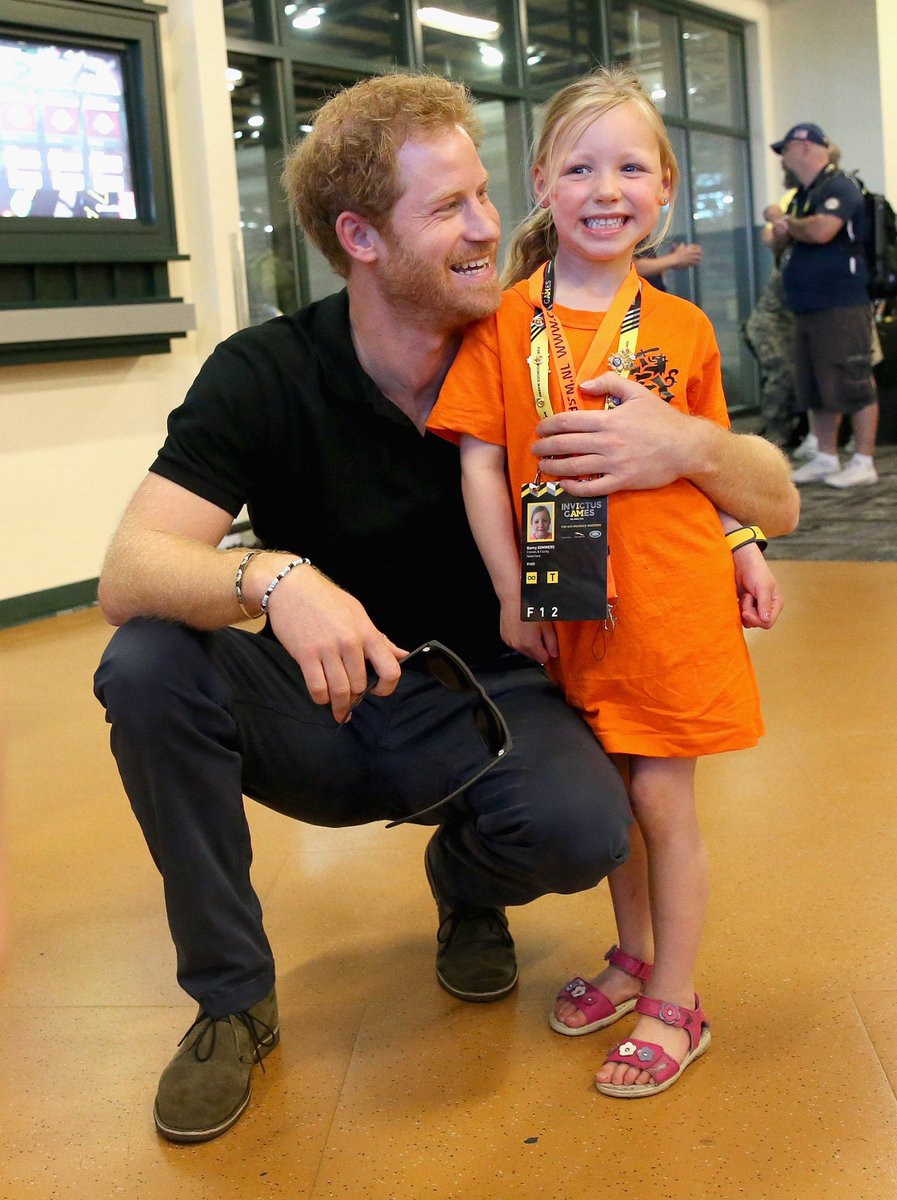 KensingtonRoyal's tweet photo. Friends &amp; family are making @InvictusOrlando atmosphere absolutely amazing and the Games haven't even started yet! https://t.co/PyTKc71vkZ