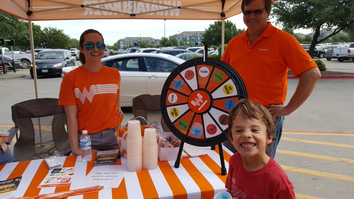 mo_PSstore6513's tweet photo. Kids workshop today with lots of vendor's and Whataburger!!!! #HD6513 #SWBEST #kidsworkshop https://t.co/IWpXEzE9FZ