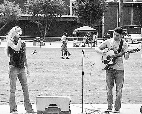 a little hometown loyalty🇺🇸  I know #Statesville is proud of @LacyMandigo