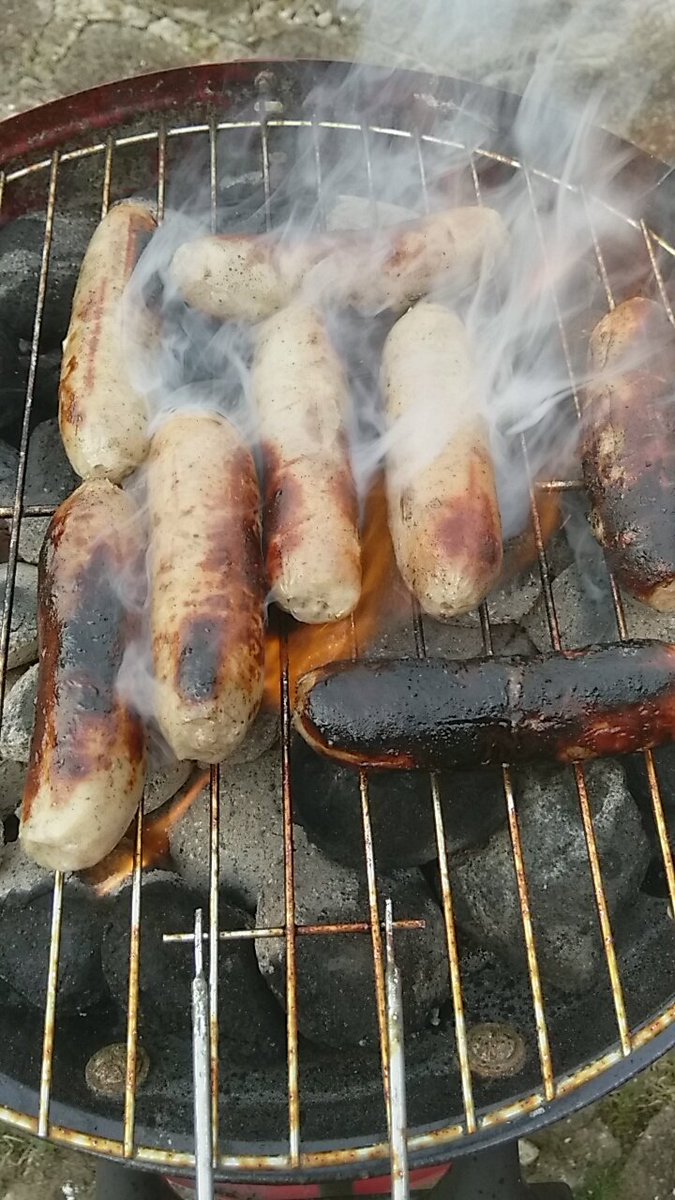 mrsarmerA113's tweet photo. Bbq evening! https://t.co/CUPgzof8b8