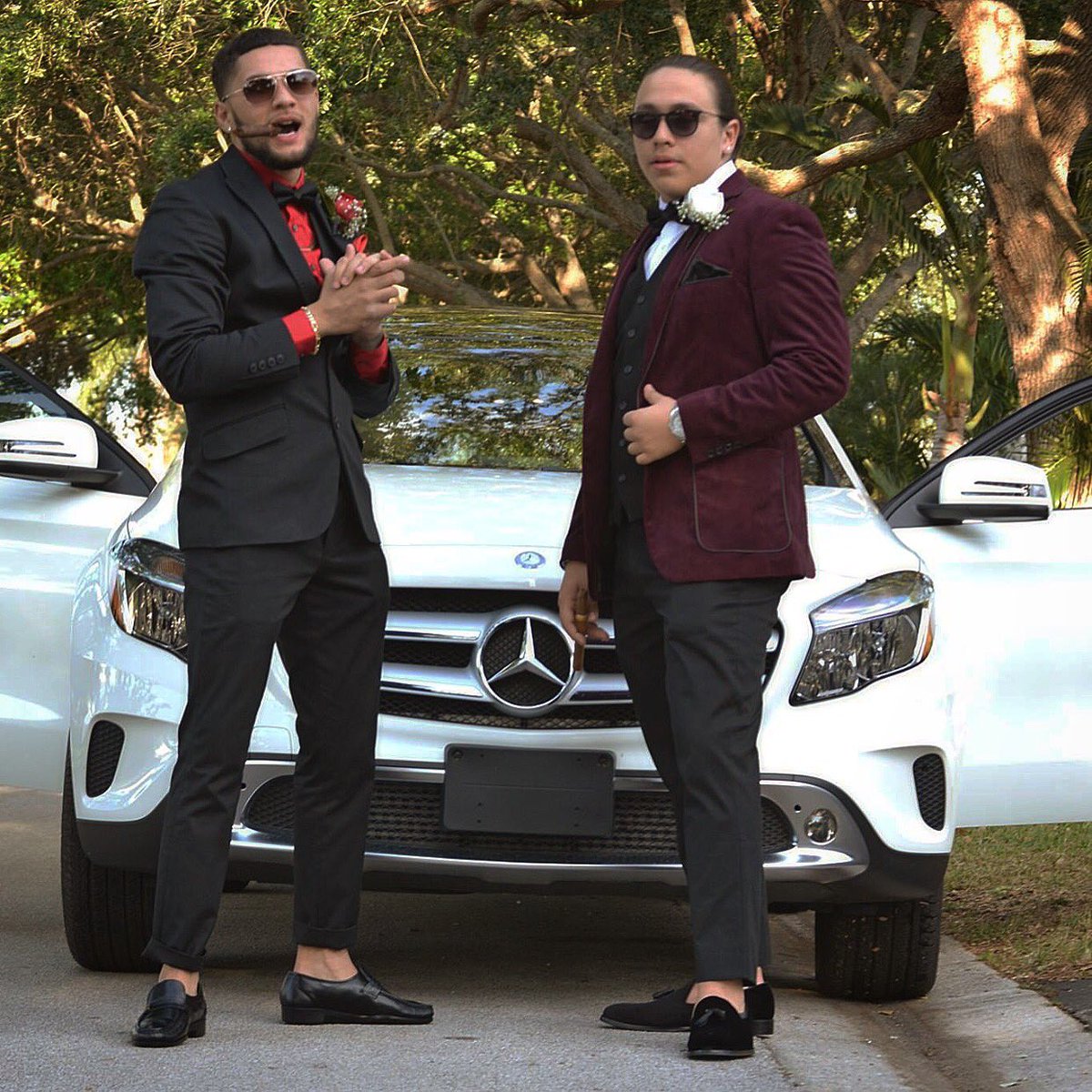 nick7032's tweet photo. Prom 2k16🌹🍾🤘🏽💯.. We snapp'd https://t.co/ugZfx2O7jX