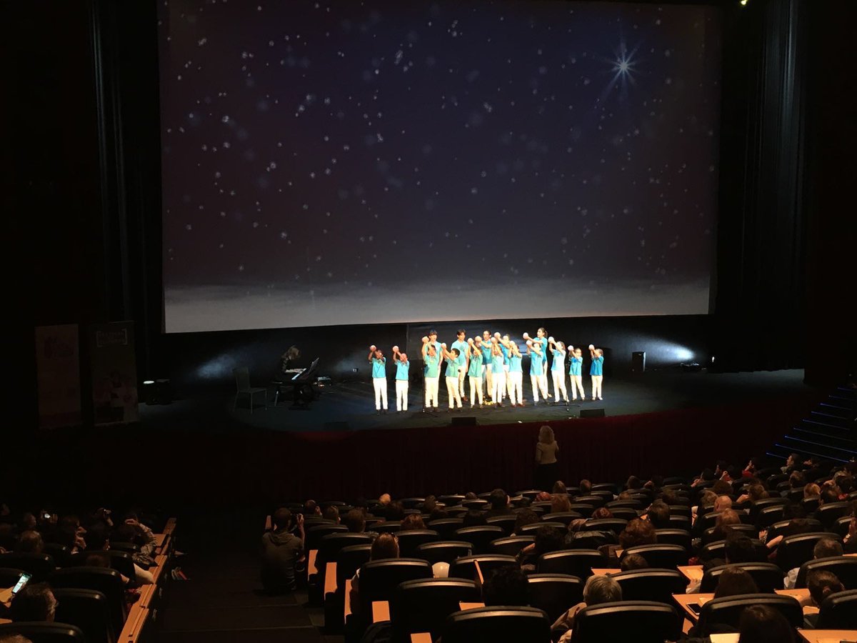 festdeculturas's tweet photo. El coro juvenil de San Petersburgo en #IFCLESPAÑA2016, ¡Qué gran interpretacion! https://t.co/mE6XRh4Wfb