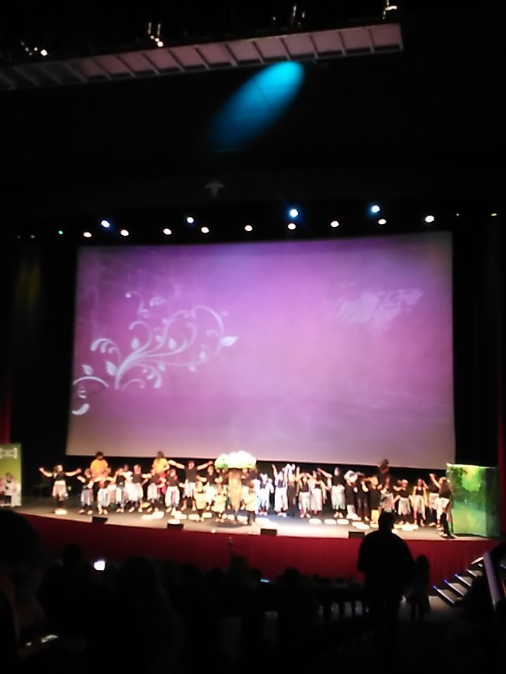 festdeculturas's tweet photo. En #IFLCESPAÑA2016 África Querida! Un gran grupo en todos los sentidos! Del programa musico social Da La Nota https://t.co/b1hpOLKO9l