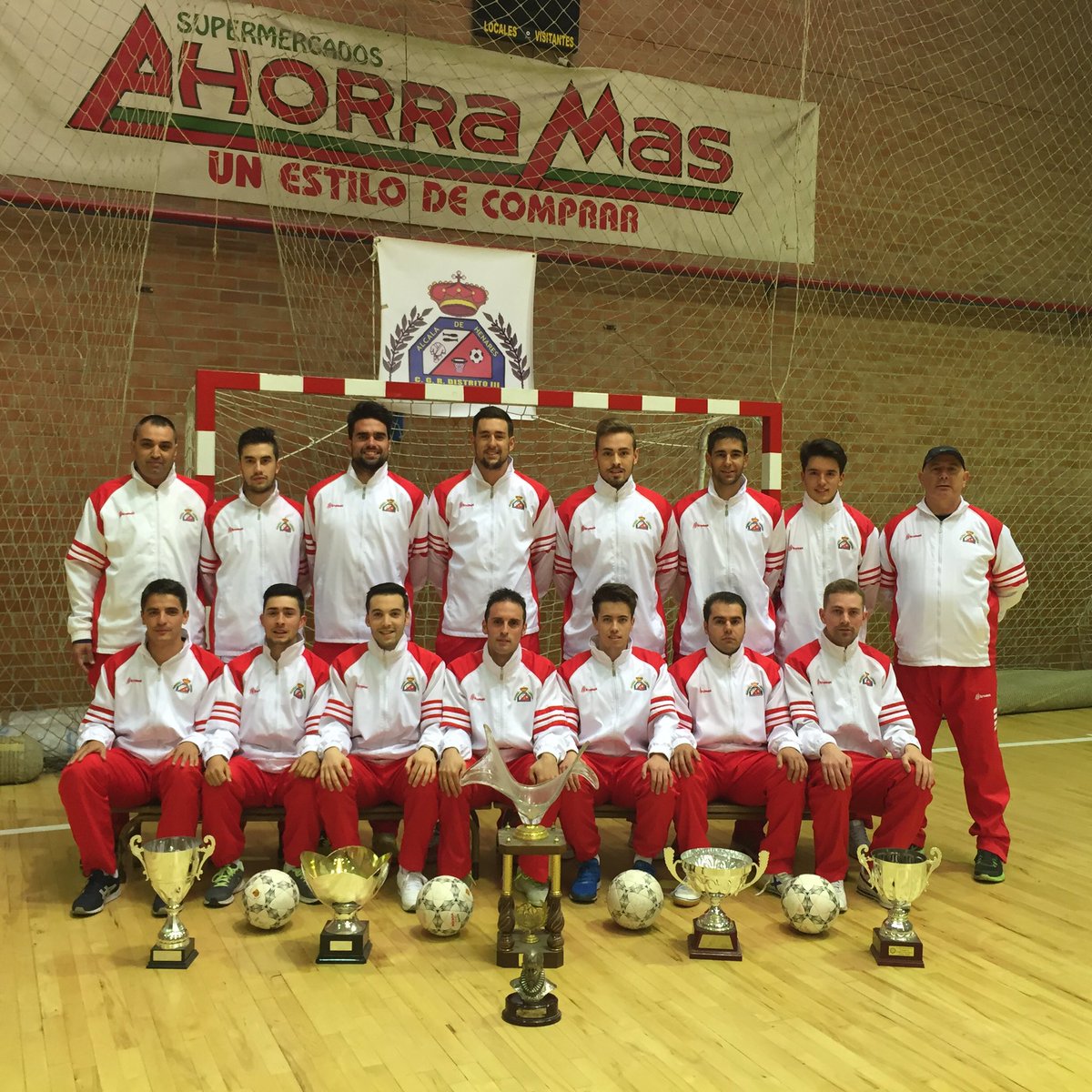 CGRDISTRITOIII's tweet photo. Con vosotros, todo es posible. https://t.co/aWDwLCHxem
