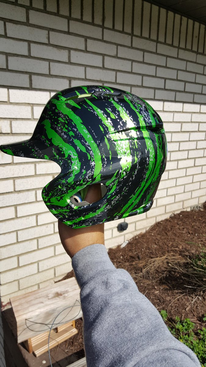 Precisionhydro's tweet image. Softball helmet for a little girl.@PPGRefinish_NA @ppg