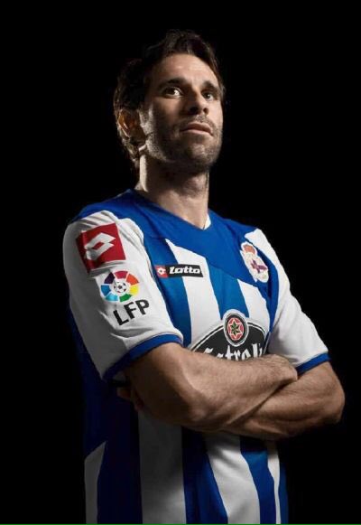 Xinho21's tweet photo. Prometo que meus fillos e os meus netos, sabran quen foi Don Juan Carlos Valerón. #GraciasValeron https://t.co/NQcNYA1HaZ