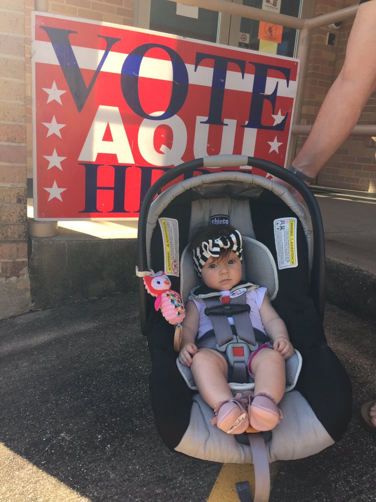 ellvium's tweet photo. Quick fact: Austin only allows 700 cabs on the road... Go vote #forprop1! Keep Uber and Lyft in ATX https://t.co/8wnHIlxKx3