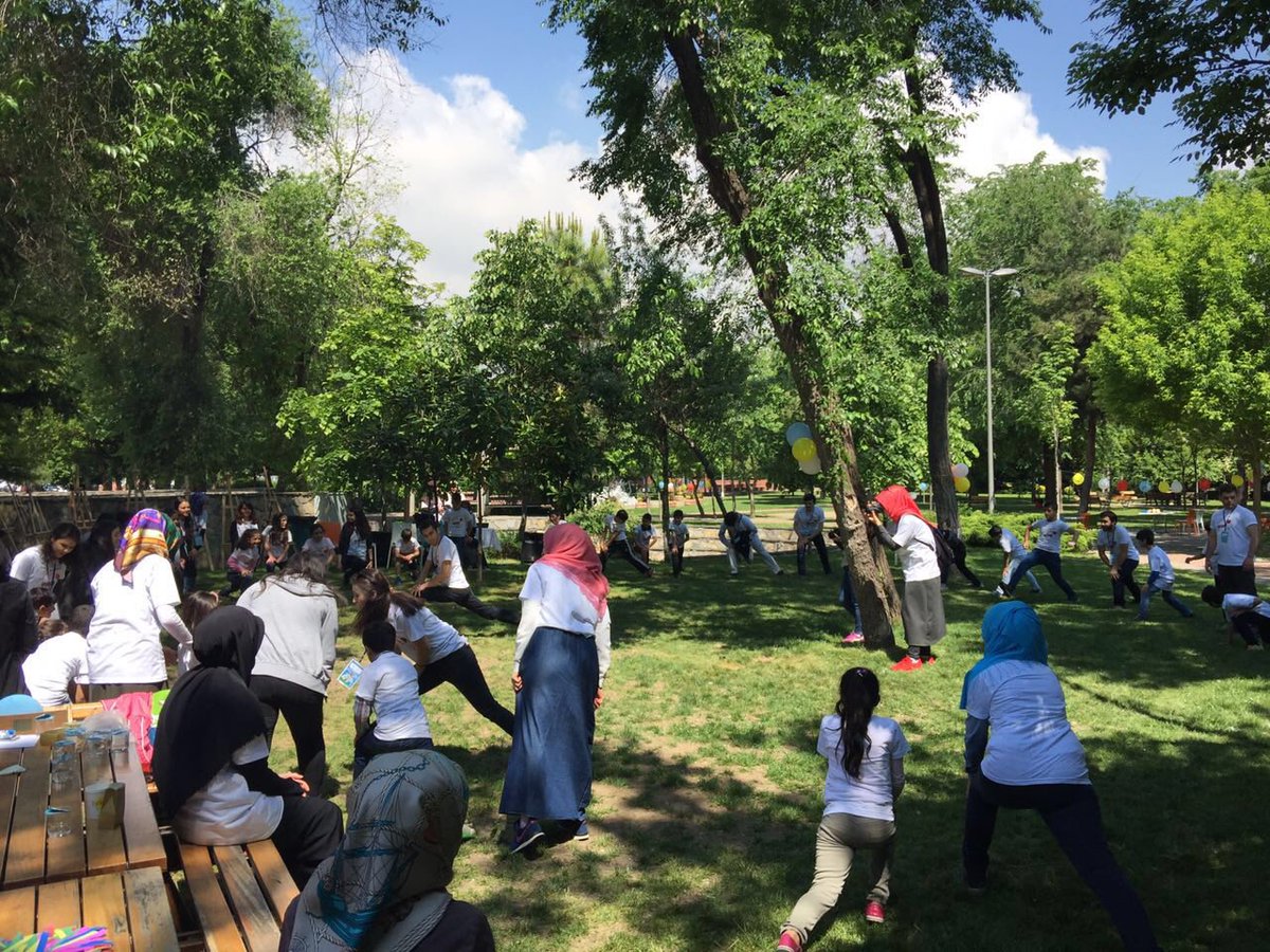 Bugün <a href="/bezmialem/">Bezmiâlem Vakıf Üniversitesi</a> Çocuk Şenliği'nde çocuklarımızın doyamadığı saatler geçirdik.