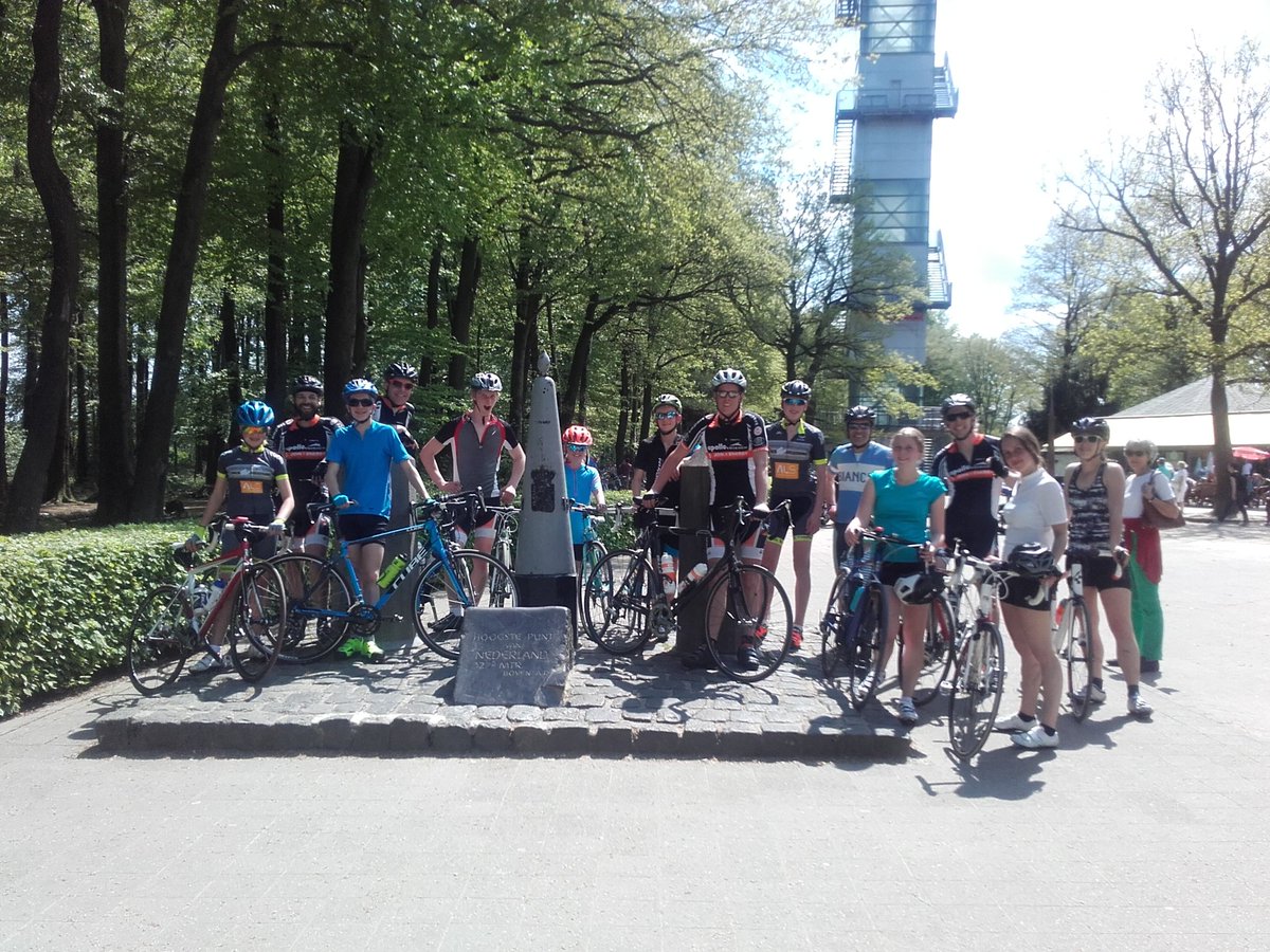 Trainingsweekend voor mount ventoux voor ons goede doel join4energy. 10 lln van klas 1tot4. #trots #graafengelbrecht