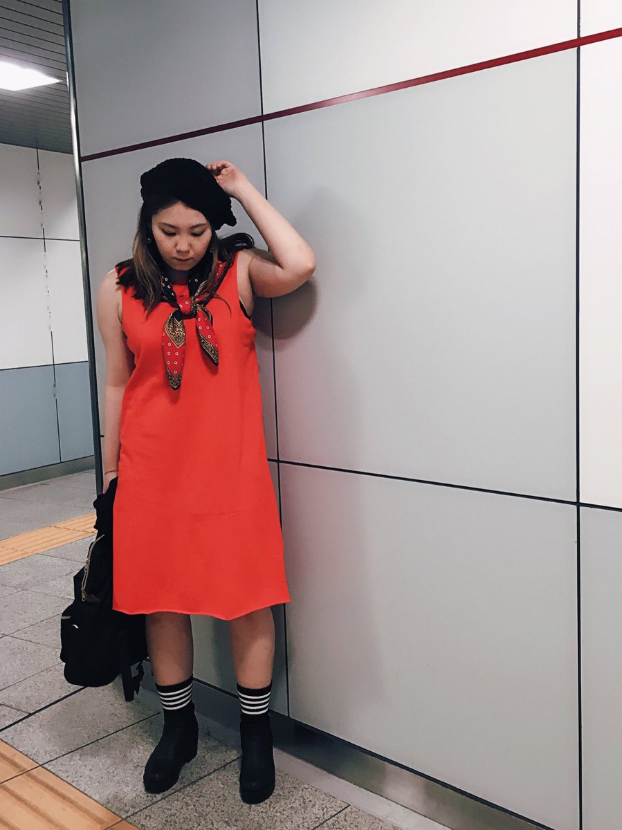 安藤うぃღラファーファ على تويتر 昨日の アニー コーデ アニーを意識したカラーのワンピ Monkiでget ロングカーディガン Gu スカーフ Chicago ニットベレー帽 Dollygirlbyannasui ラファコーデ コーデ 安藤うぃღラファーファ على تويتر 昨日の アニー コーデ アニーを意識したカラーのワンピ Monkiでget ロングカーディガン Gu スカーフ Chicago ニットベレー帽 Dollygirlbyannasui ラファコーデ コーデ