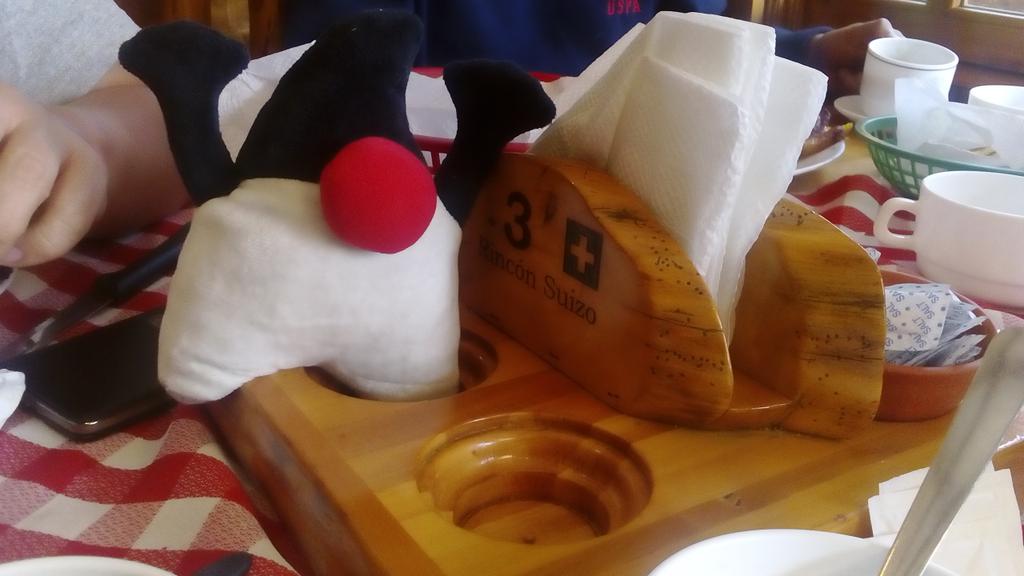 itrjwyss's tweet image. Con Duke y @guatejug desayunando rumbo a Totonicapán al #JavaDayTour #Guatemala #aKnowledgeJourney