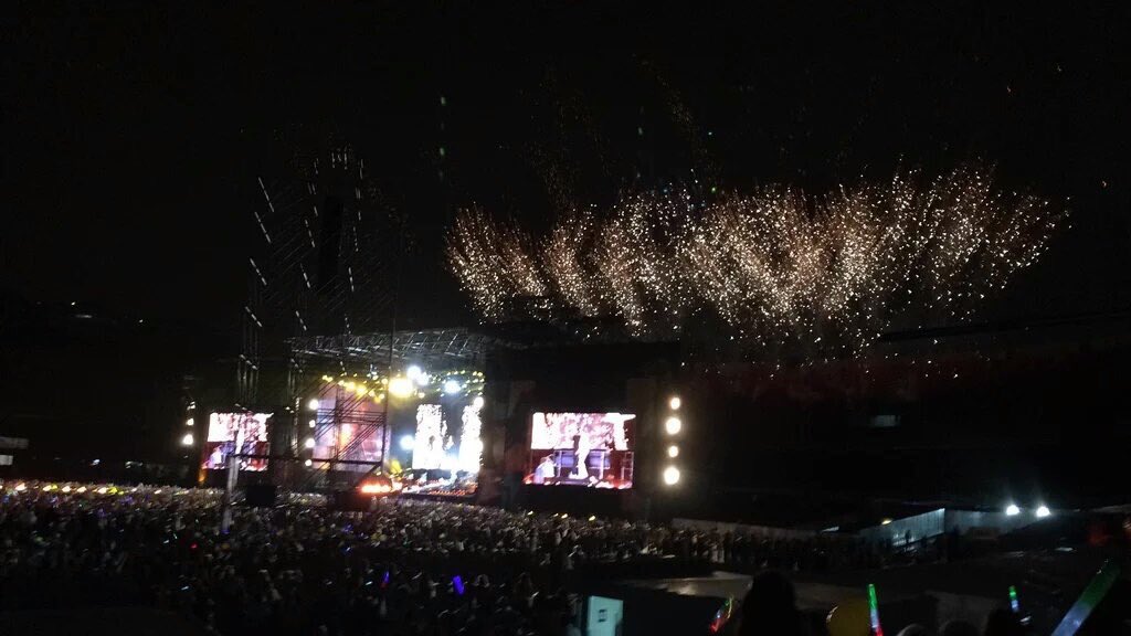harrydefenses's tweet photo. CARA QUE SAUDADES DISSO  #2YearsOf1DInBrazil https://t.co/E9XcGksrNW