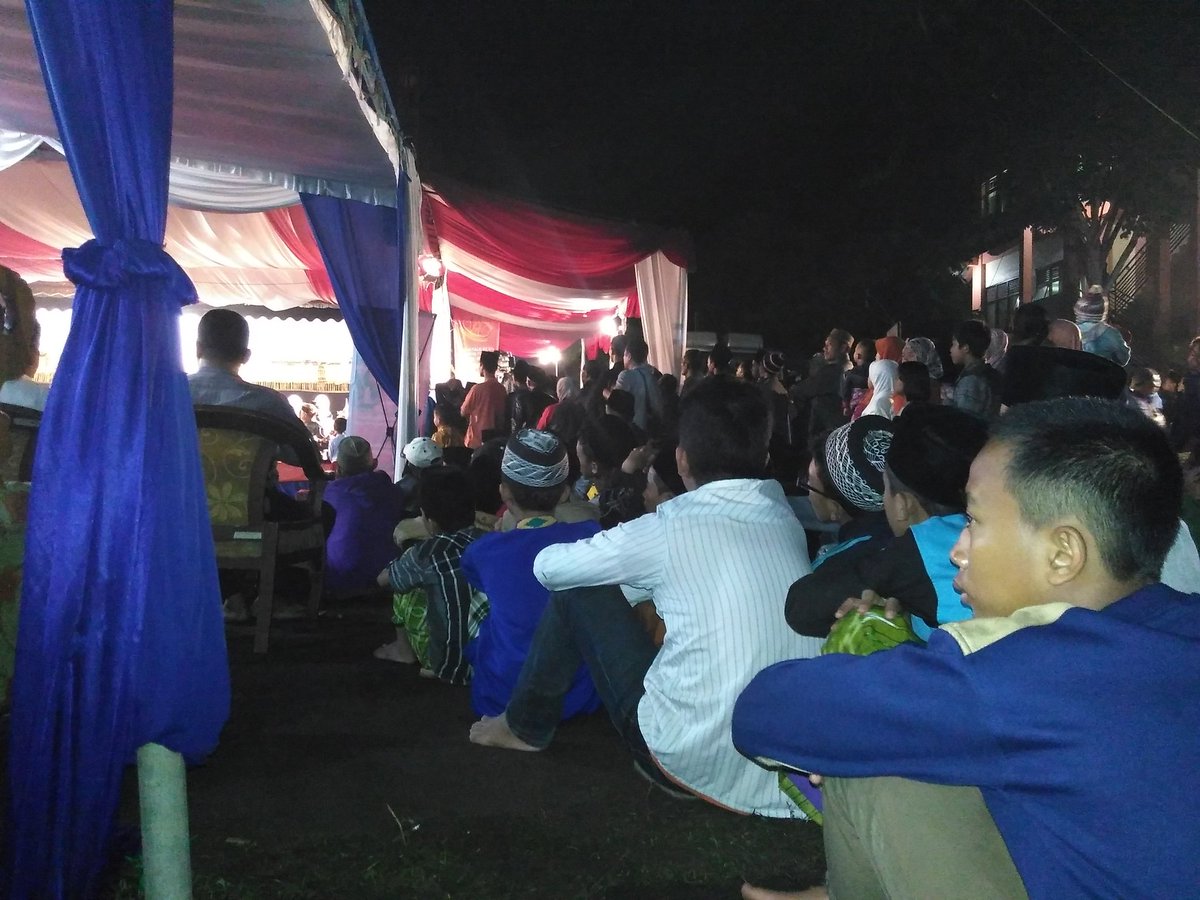 selmy1295's tweet photo. Antusias warga dalam melestarikan #BudayaNusantara... https://t.co/2MkCfTdD2V
