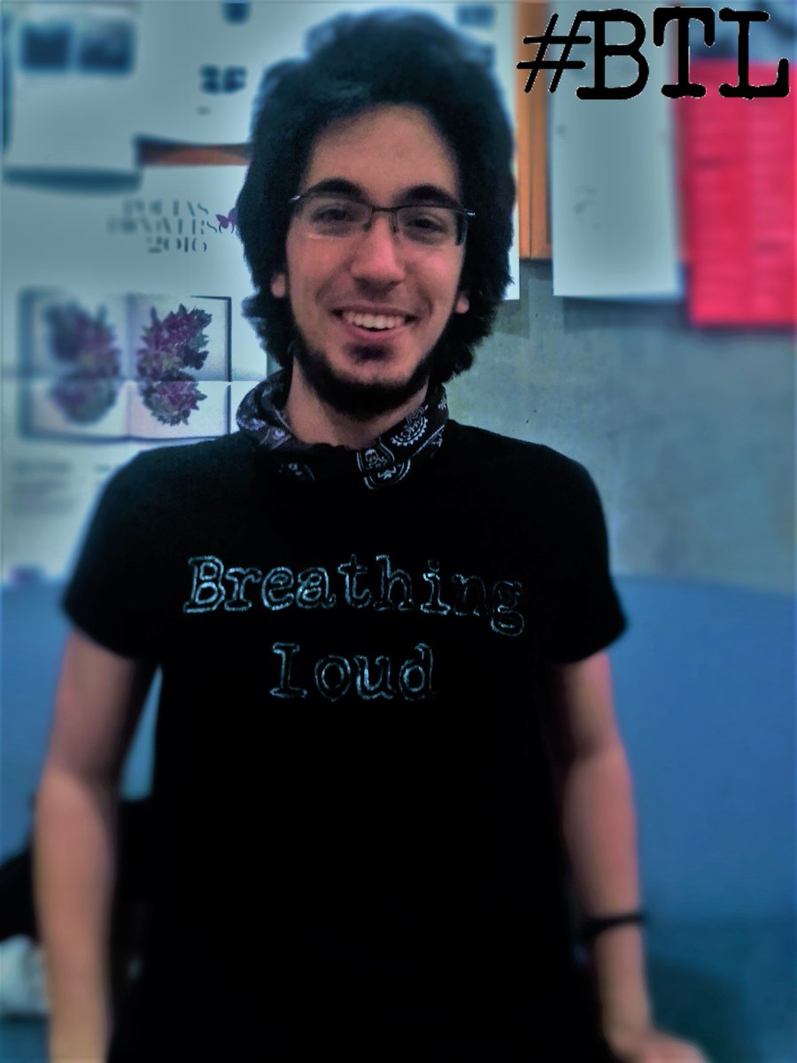 BreathingLoud's tweet photo. Reverendo007(@bran_mola) con la camiseta de BreathingLoud. #PureFashion2016 https://t.co/Frc63YuP7v