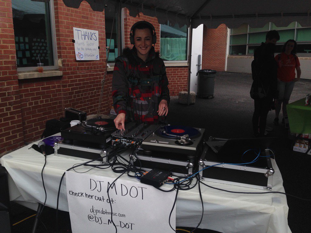 PlayworksDC's tweet photo. We are jammin to @DJ_M_Dot here at the #Rally4Recess @dcck @dcpublicschools @JOWilsonDC https://t.co/yXj5oUIEdn