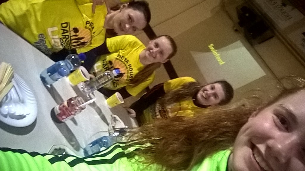 nickibrennan6's tweet photo. #darknessintolight2016 #firstever5k #kettlebellsto5k ππ https://t.co/HGcegM2CI2